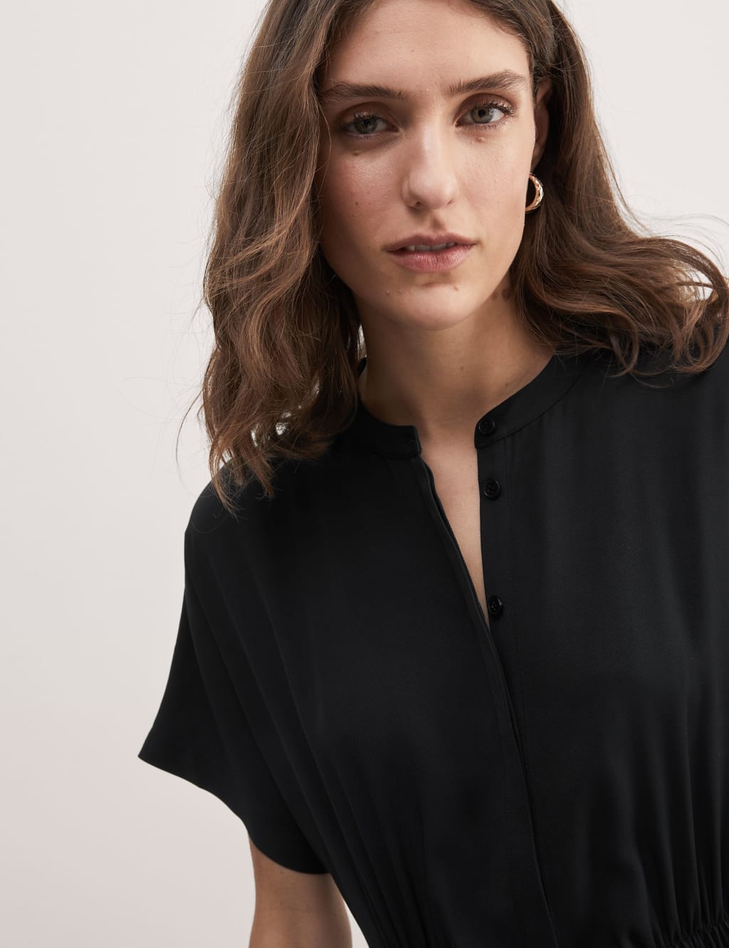 Round Neck Midi Waisted Dress 4 of 6