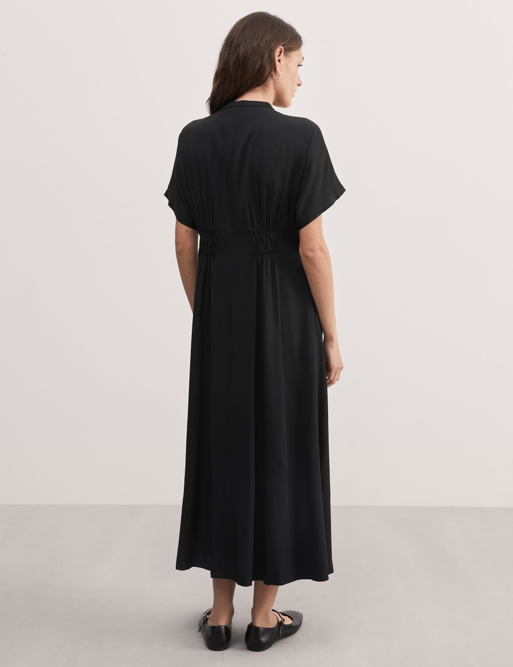 Round Neck Midi Waisted Dress 5 of 6