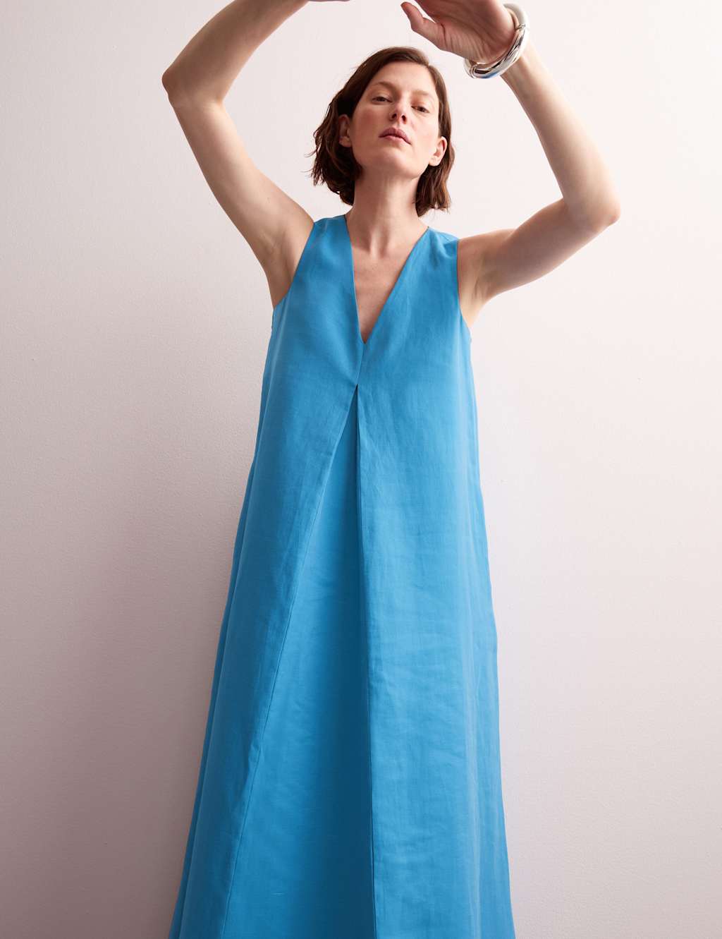 Linen Rich Shimmer V-Neck Midi Dress 8 of 8