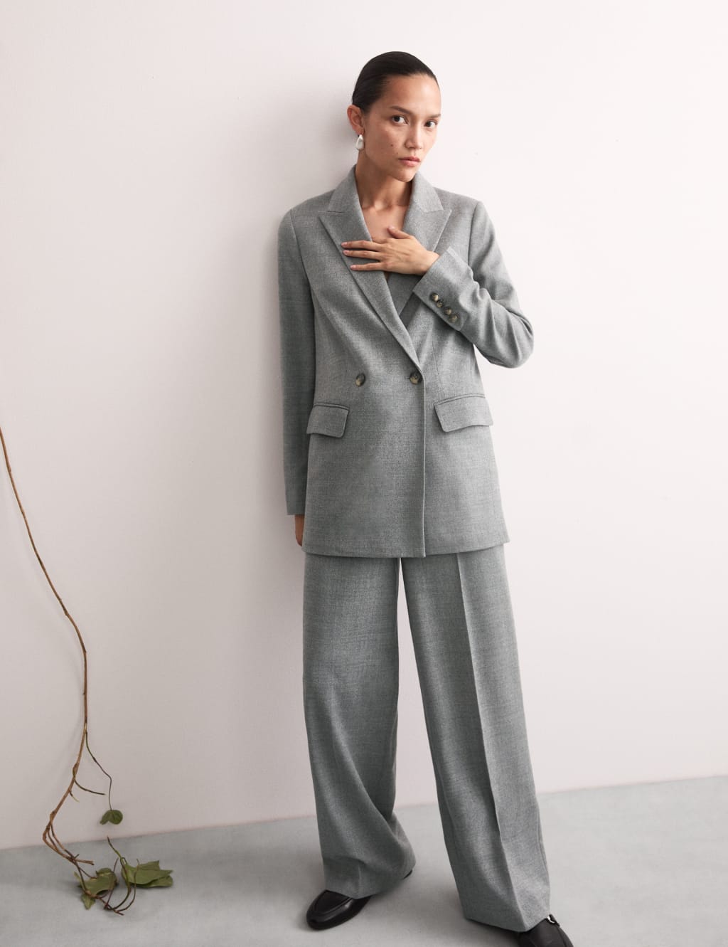 Wool Rich Relaxed Double Breasted Blazer