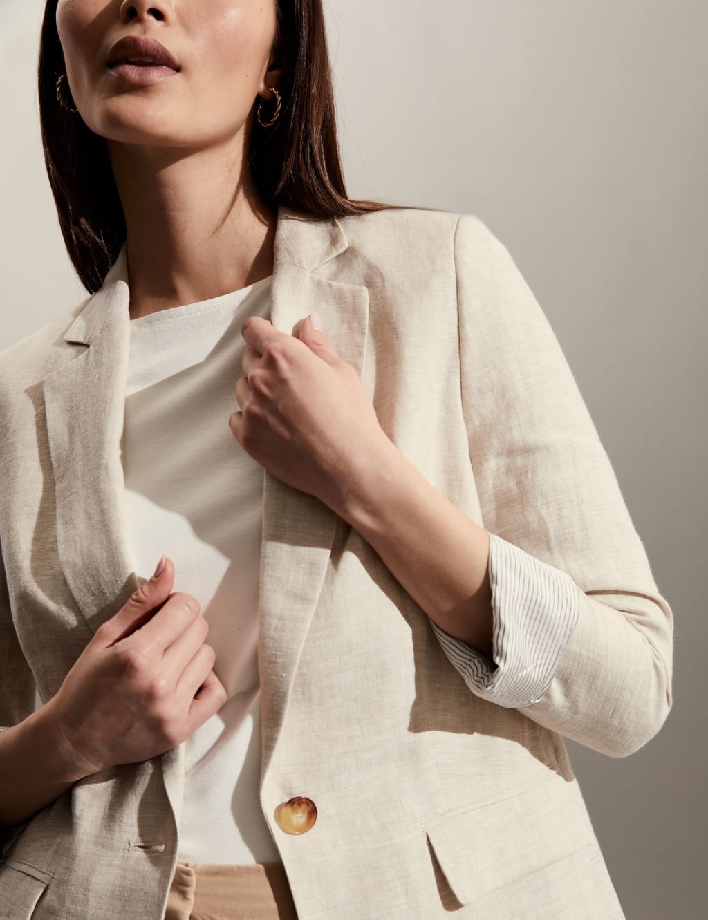 Pure Linen Tailored Blazer 4 of 7