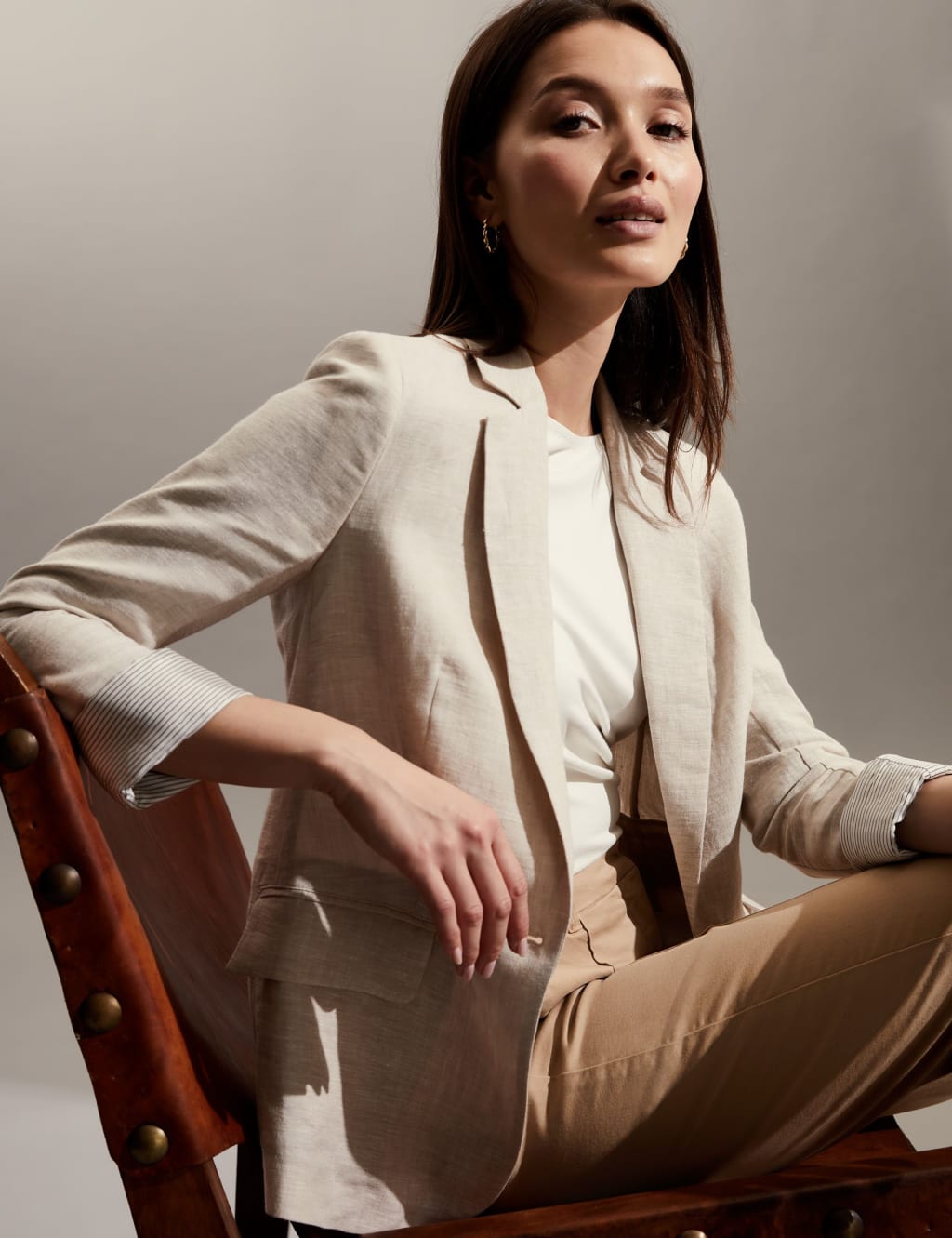 Pure Linen Tailored Blazer 5 of 7