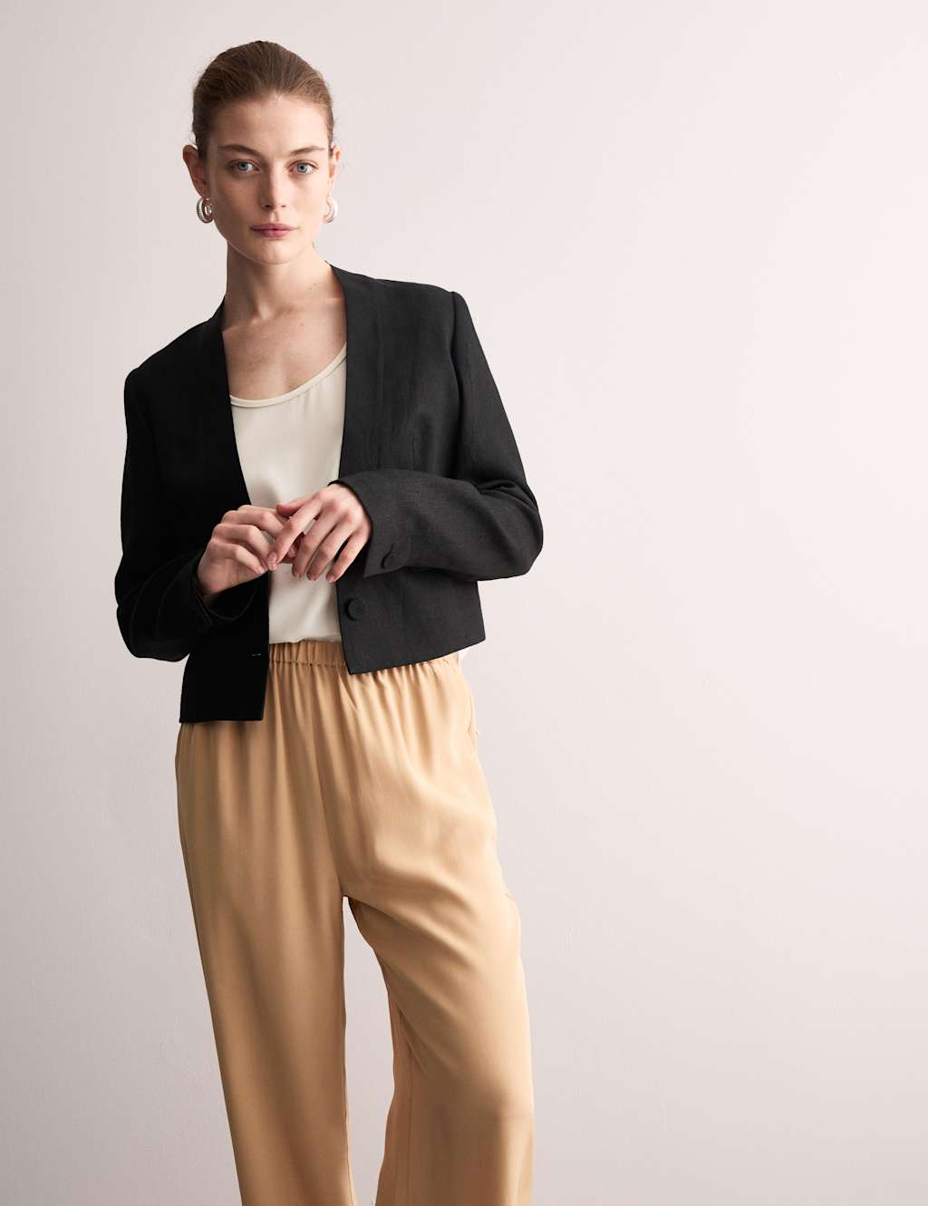 Pure Linen Collarless Cropped Jacket 3 of 9