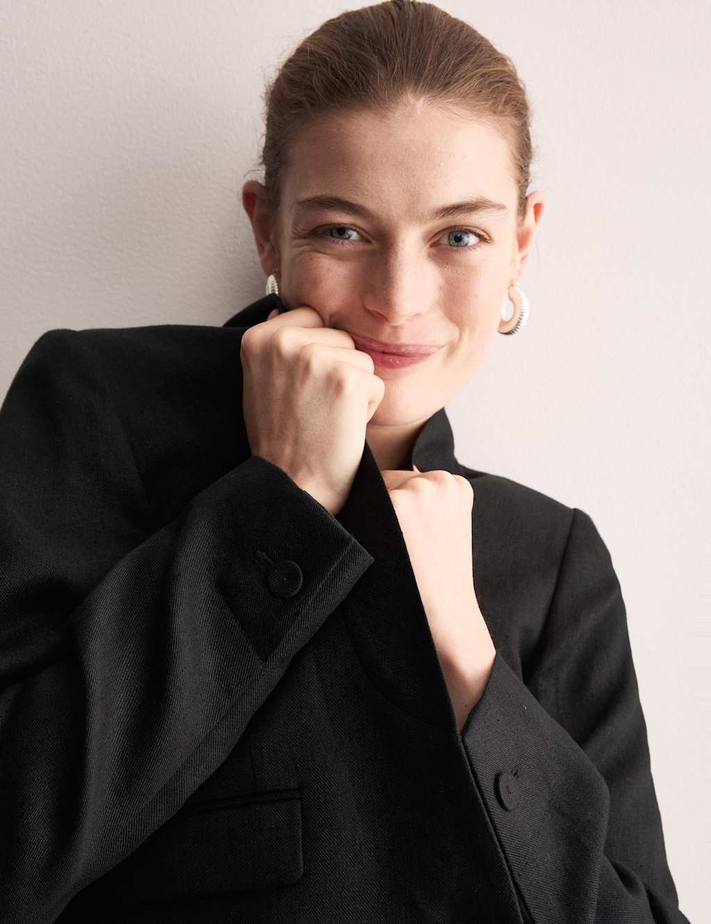 Pure Linen Collarless Cropped Jacket 4 of 9