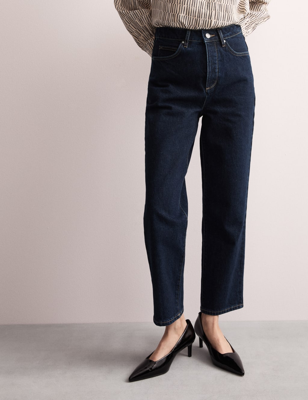 Mid Rise Straight Leg Jeans JAEGER M S