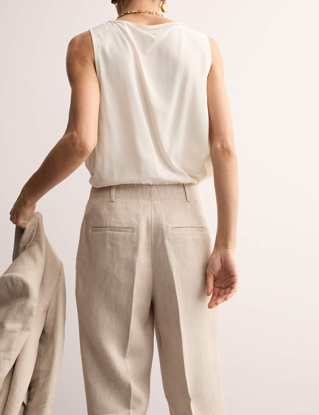 Pure Linen Pleat Front Tapered Trousers 6 of 7