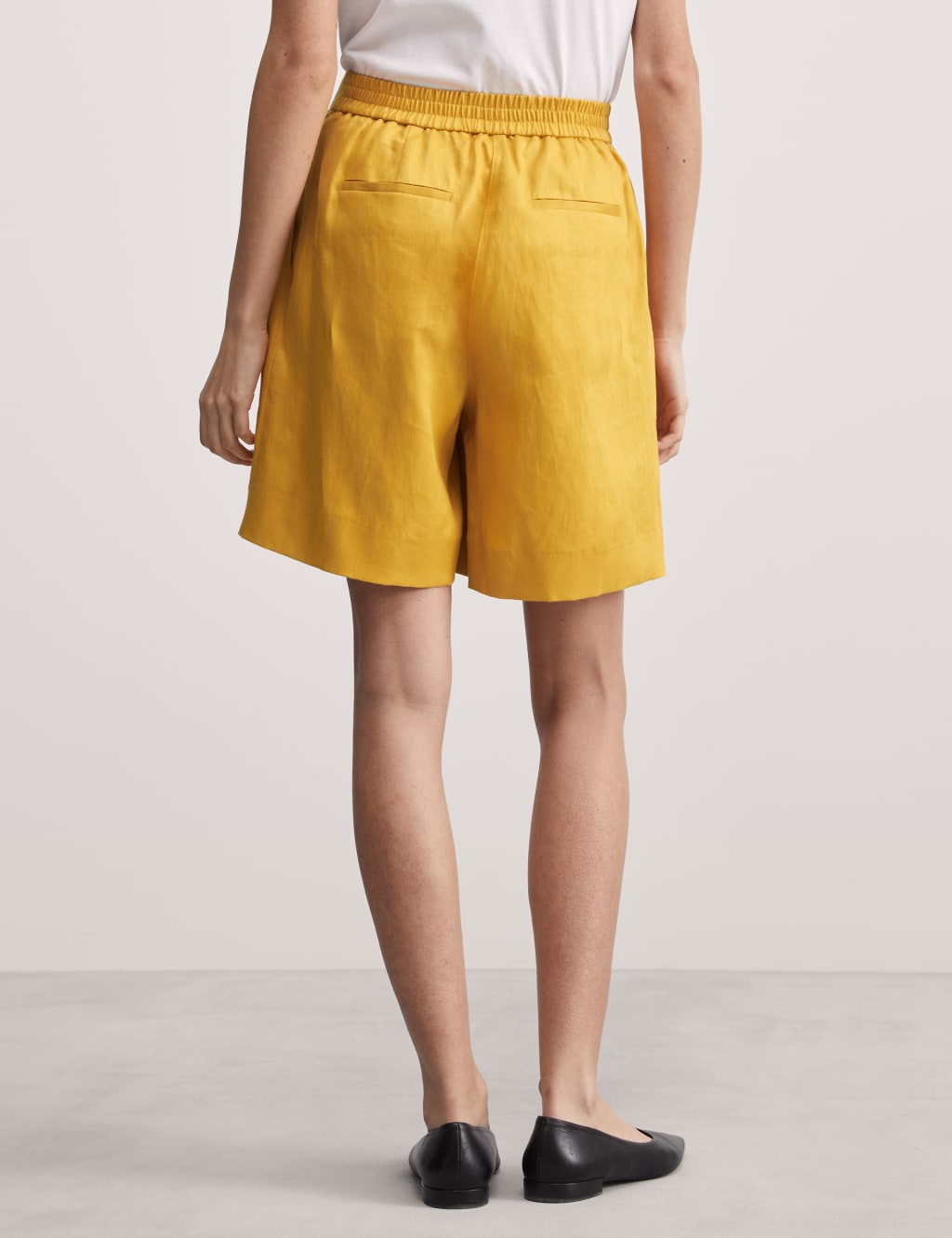 Pure Linen High Waisted Shorts 5 of 6