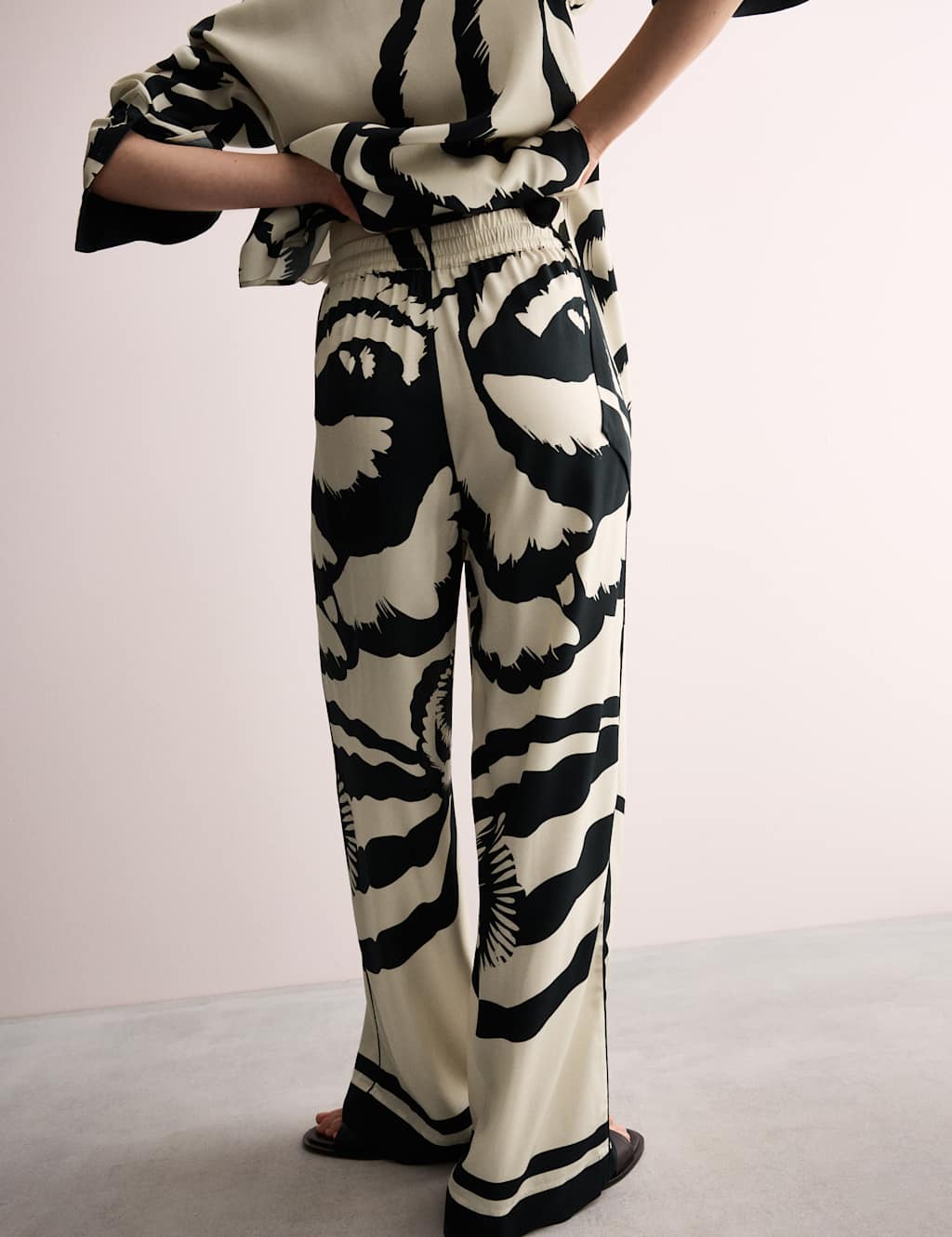 Monochrome Floral Wide Leg Trousers 5 of 6