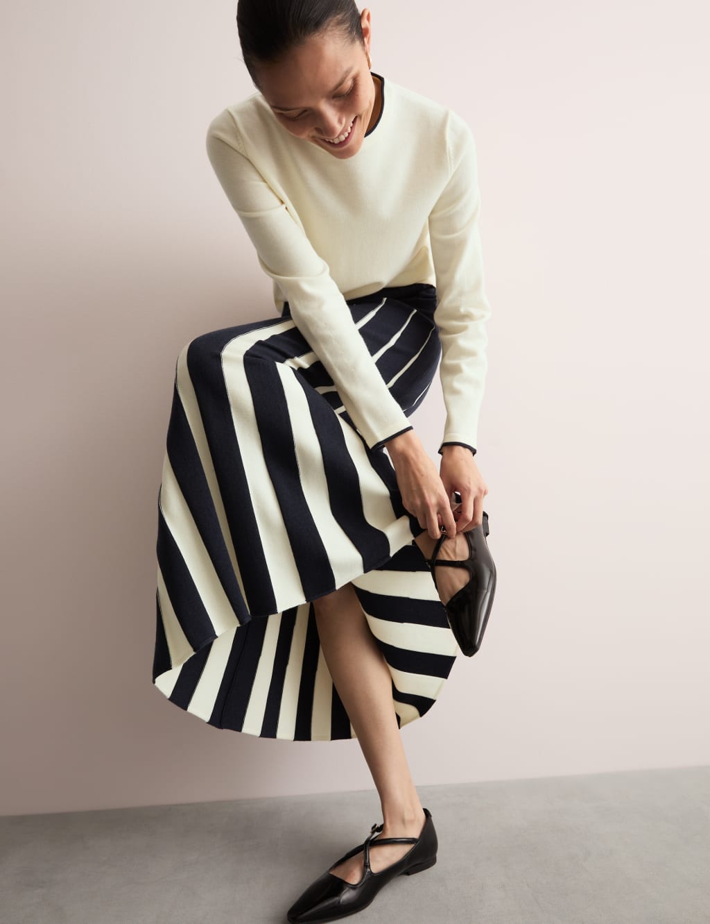 Knitted Seam Detail Midi A-Line Skirt 4 of 7