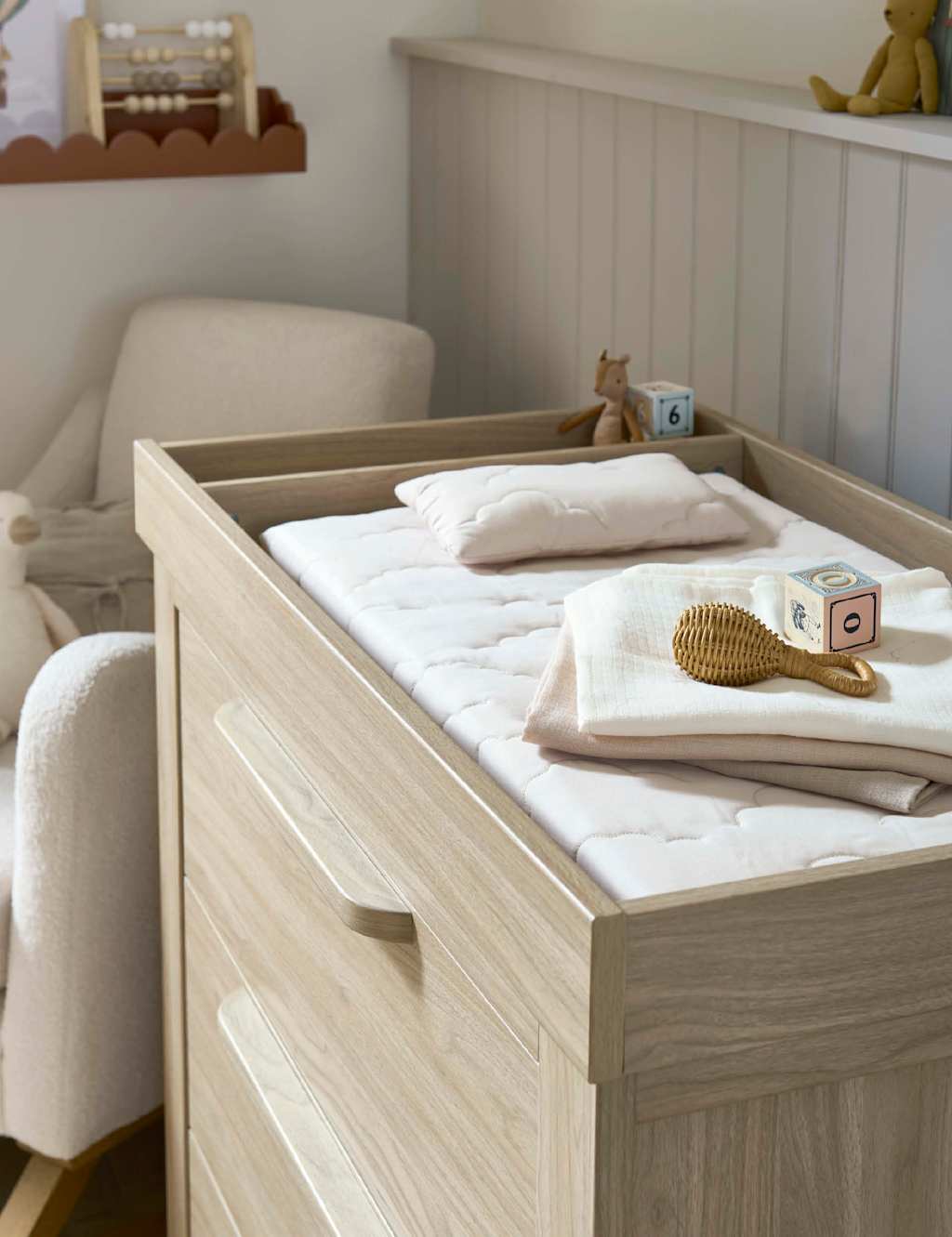 Franklin 2 Piece Cot Bed & Dresser Set 8 of 9