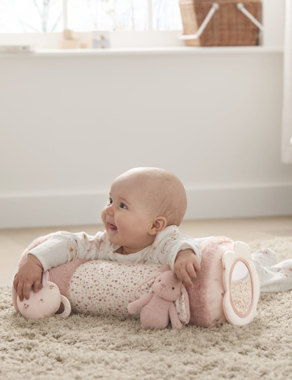 Welcome to the World Tummy Time Roll 7lbs Mamas Papas M S