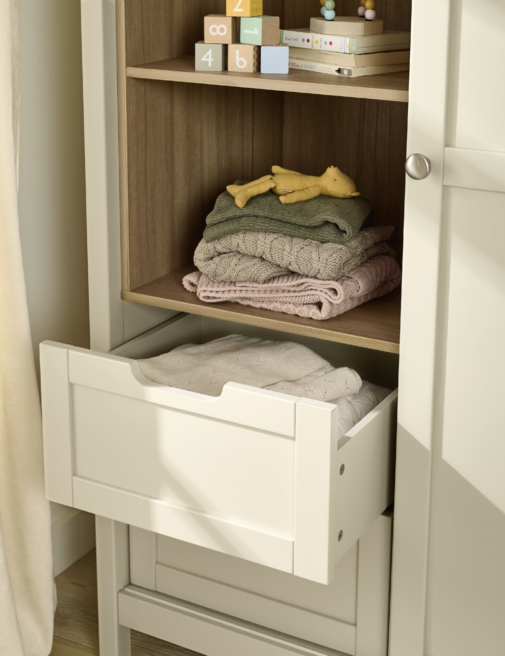 Harwell Wardrobe 6 of 7