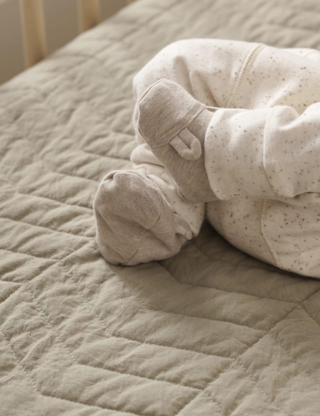Bear Booties (7lbs-12 Mths) 3 of 3