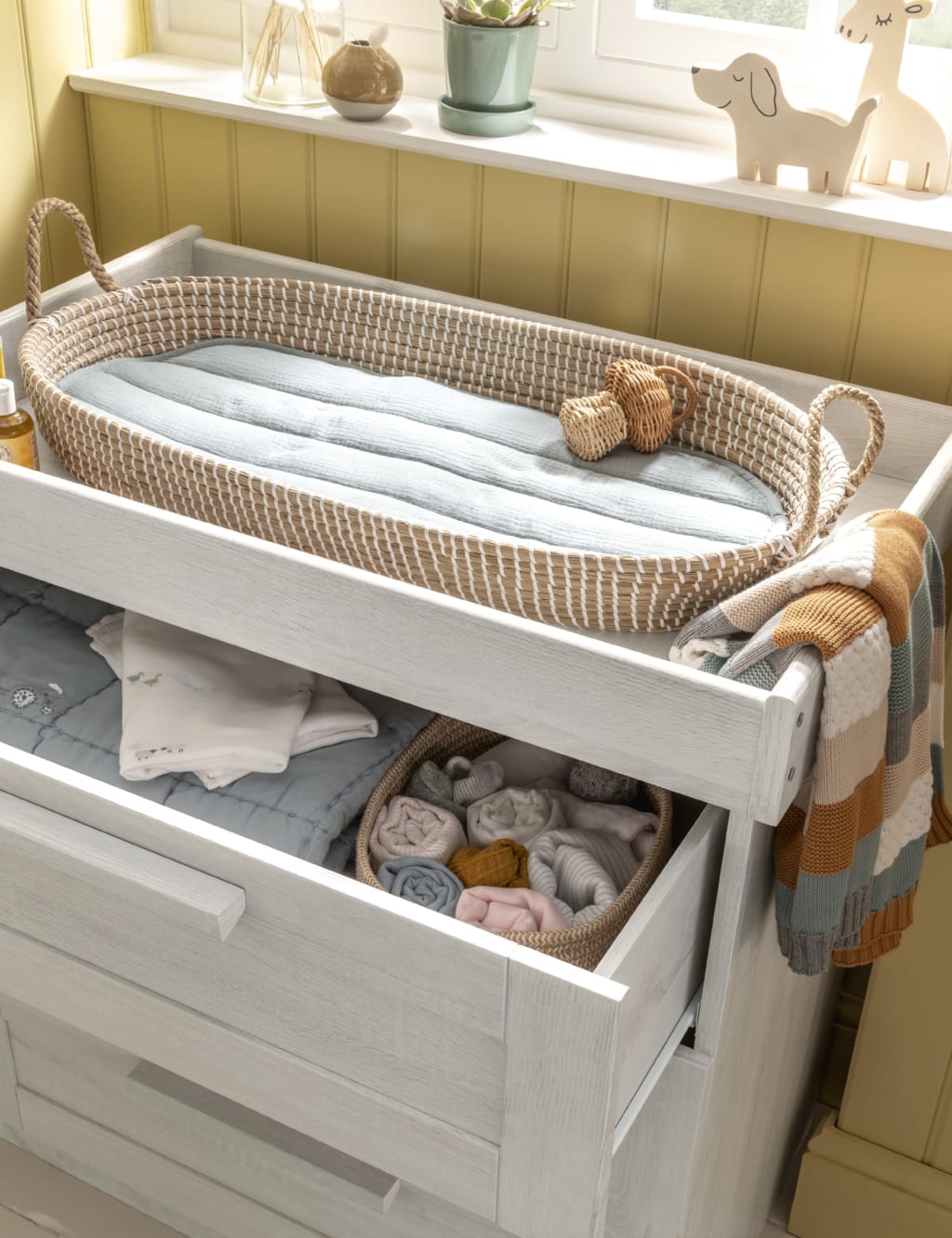 Atlas 2 piece nursery furniture set shop