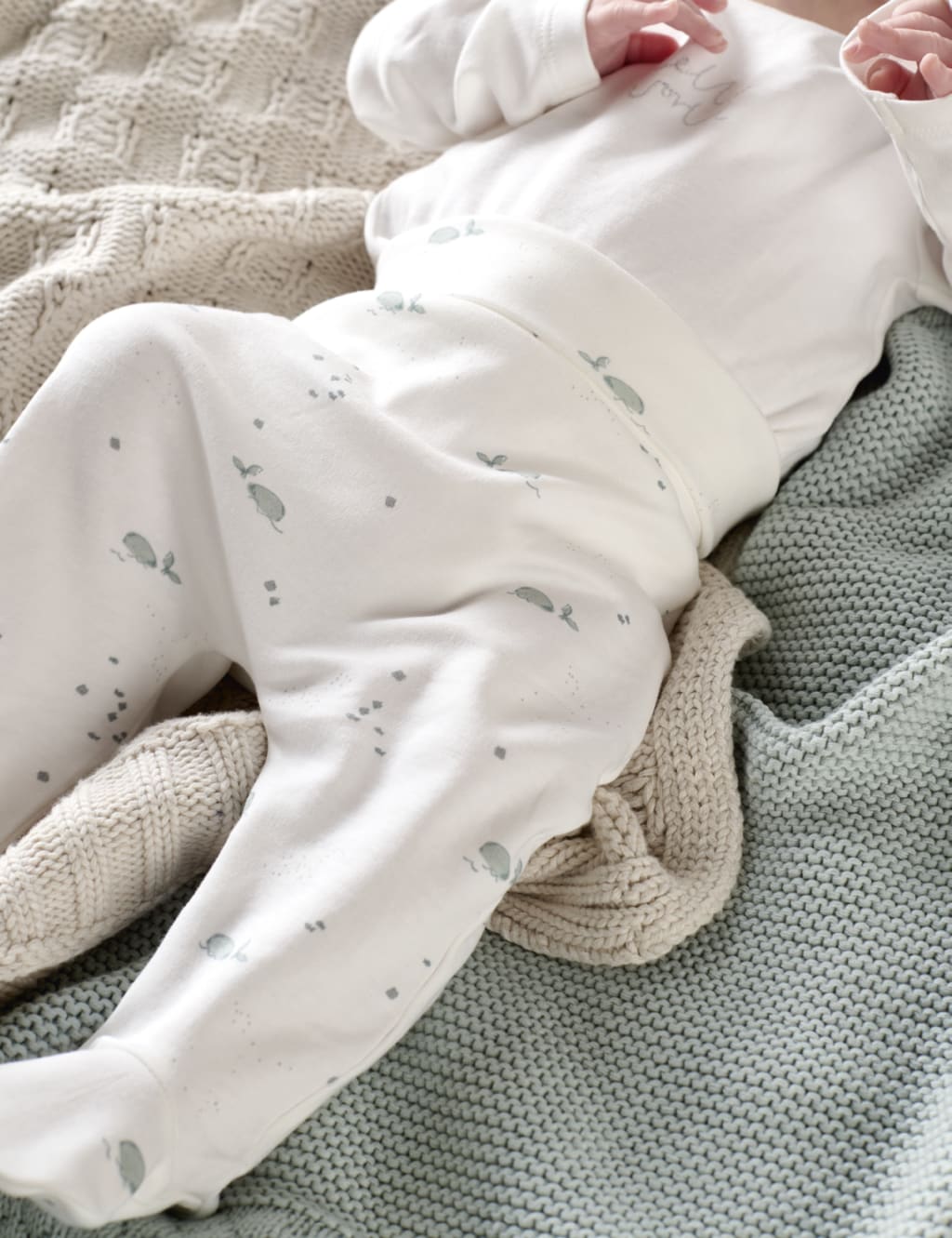3pc Pure Cotton Whale Outfit (7lbs-6 Mths) 3 of 8