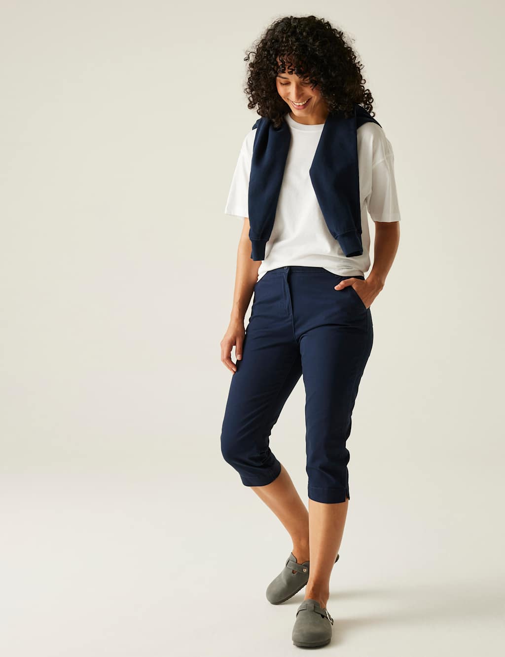 Cotton Rich Tapered Cropped Trousers Regatta M S