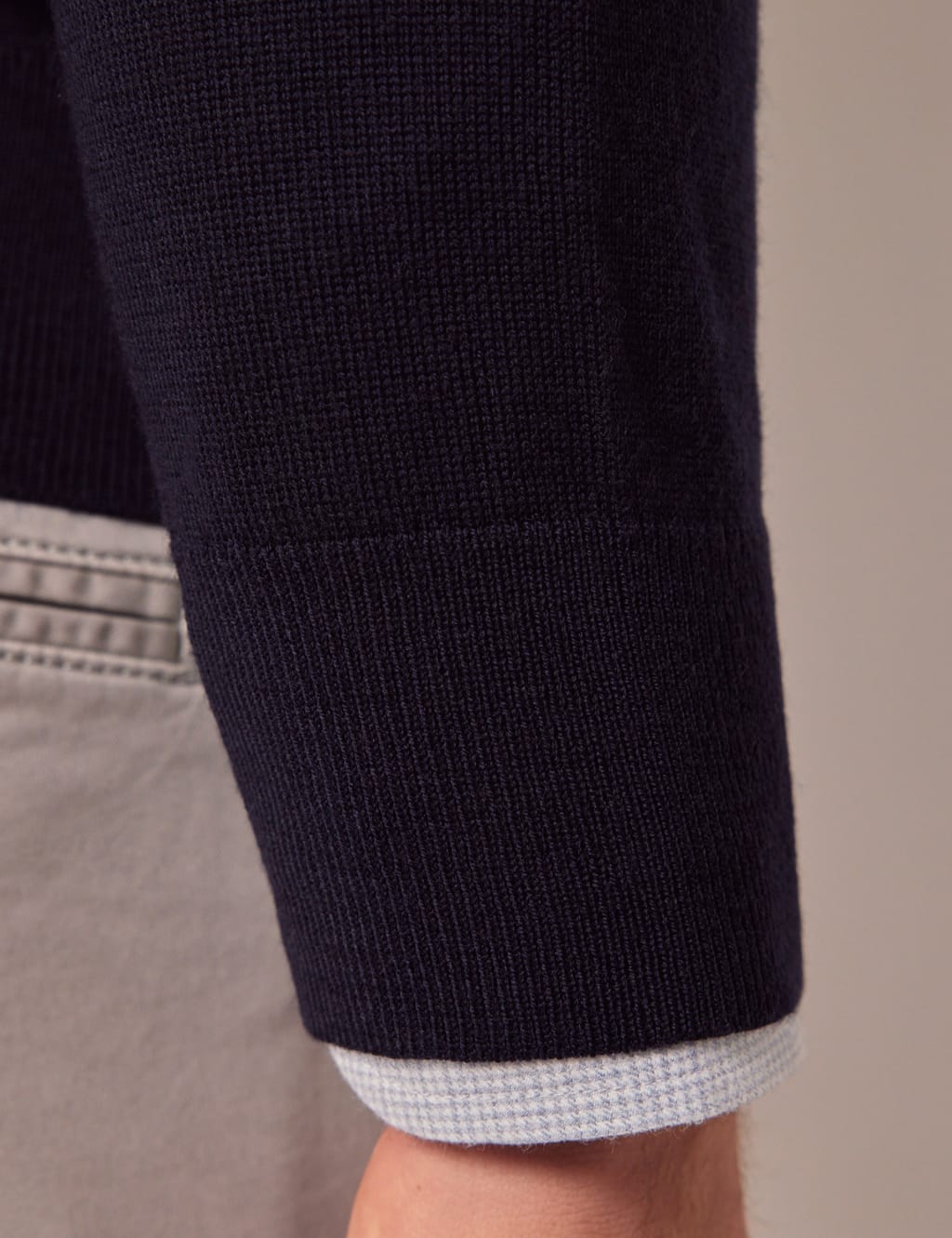 Pure Merino Wool V-Neck Cardigan 3 of 6