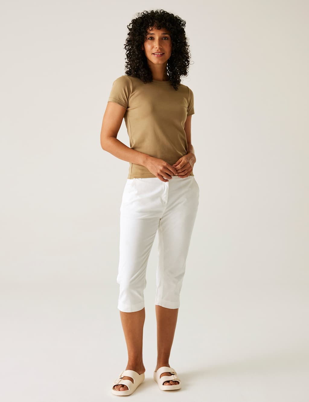 Bayletta Cotton Rich Casual Capri Shorts 3 of 5