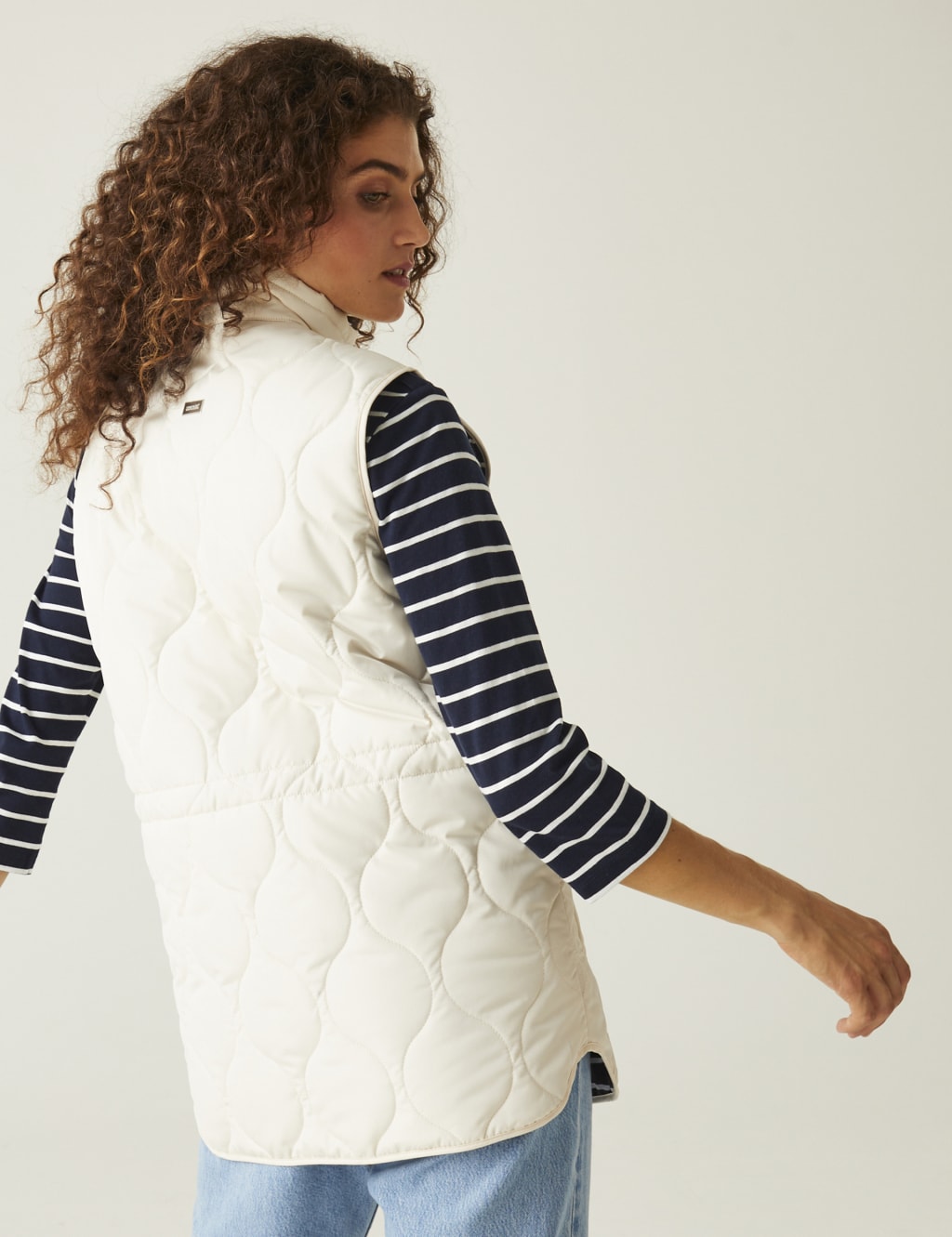 Courcelle Padded Funnel Neck Gilet 4 of 7