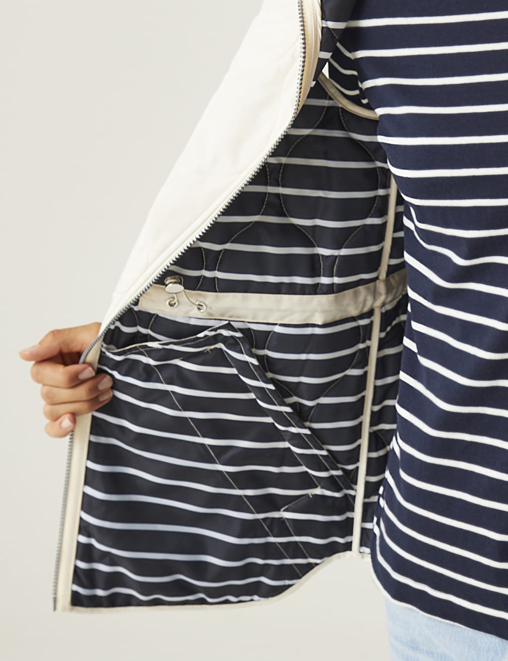 Courcelle Padded Funnel Neck Gilet 7 of 7