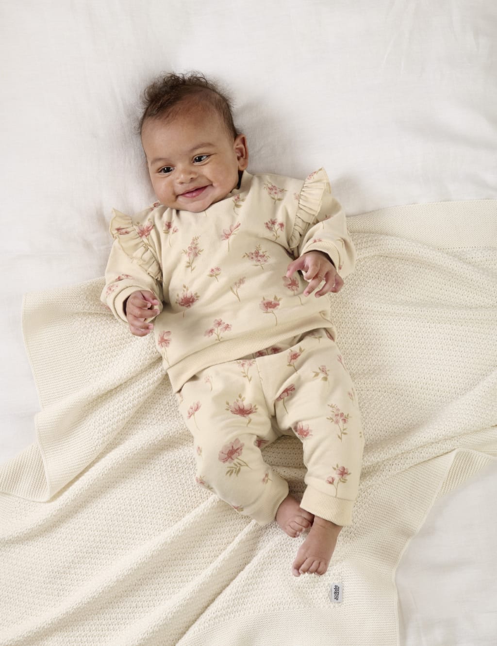 2pc Pure Cotton Floral Outfit (0-12 Mths) 5 of 6