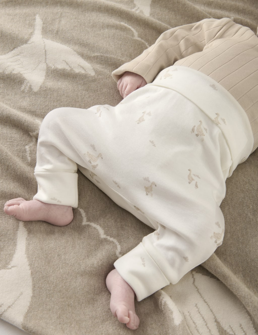 3pc Pure Cotton Duck Print Outfit (0-9 Mths) 2 of 7