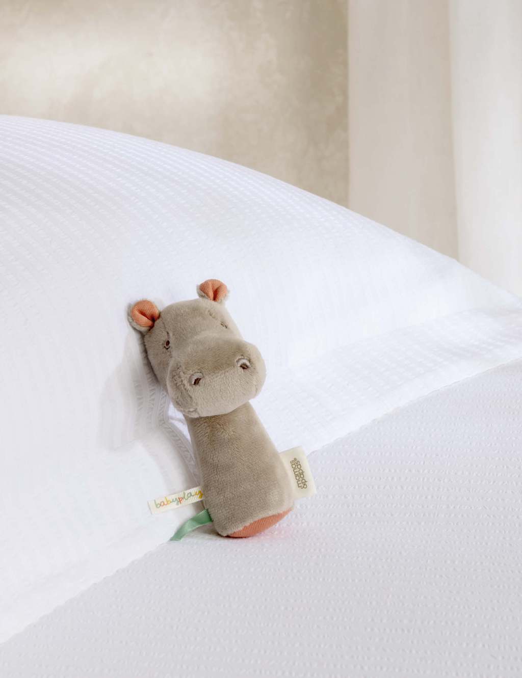 2pk Hippo & Ladybird Wrist Rattles (0+ Mths) 3 of 4
