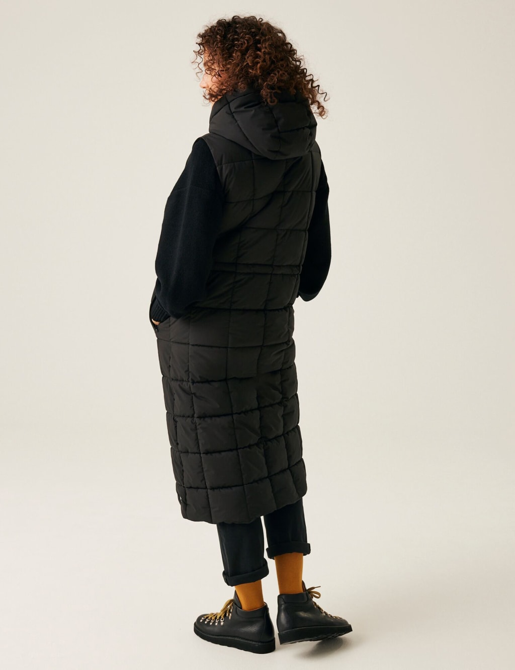 Leandra Hooded Quilted Longline Gilet 3 of 6