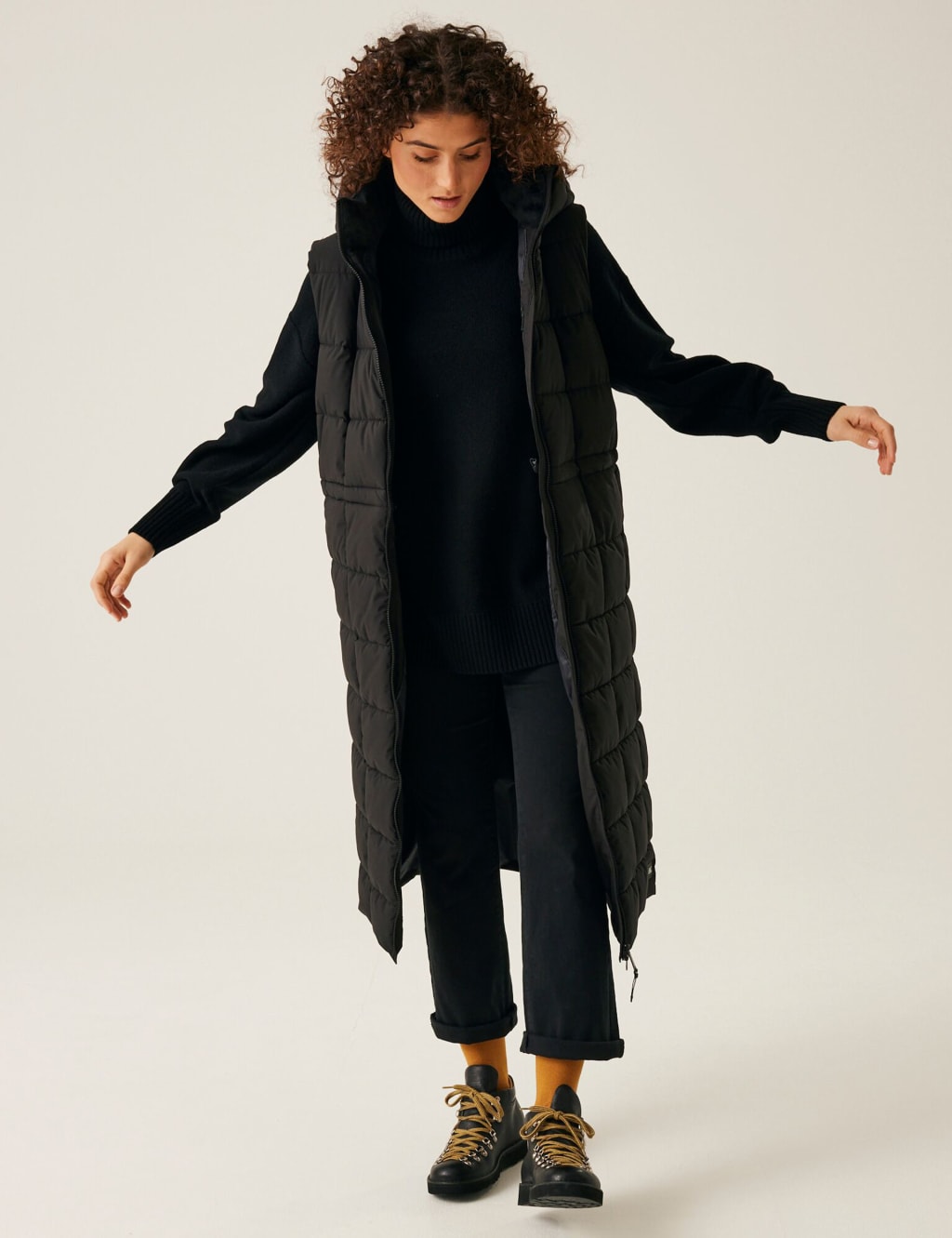 Leandra Hooded Quilted Longline Gilet 4 of 6