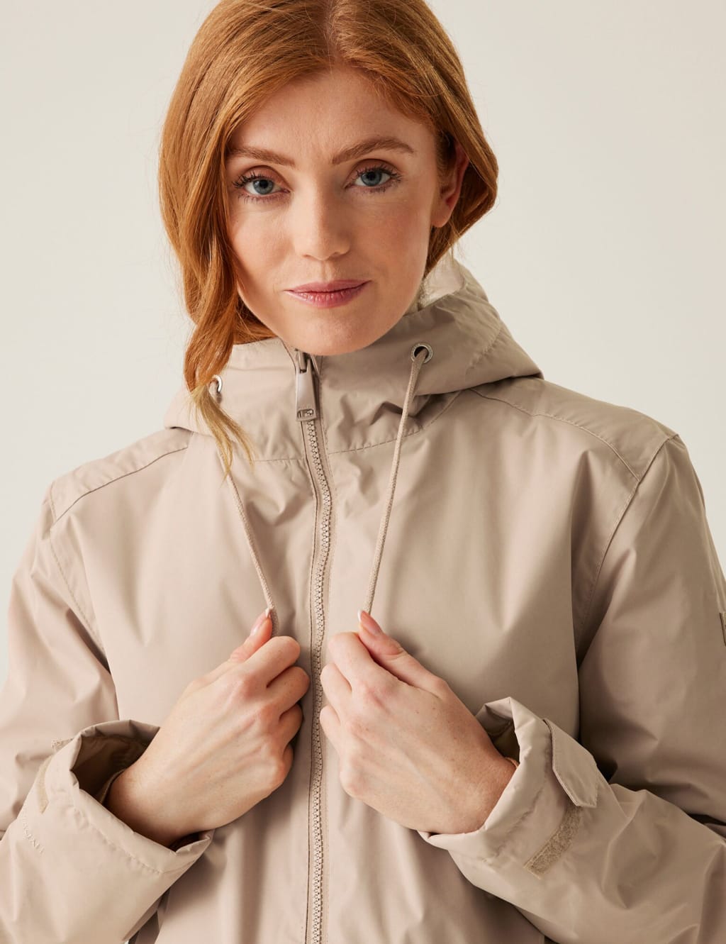 Broadia Waterproof Hooded Raincoat 6 of 7