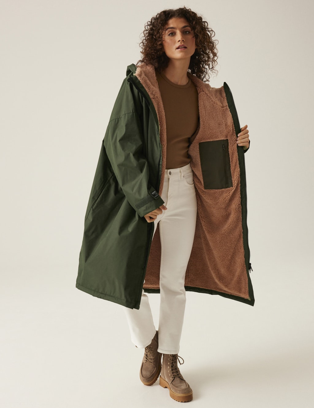 Waterproof Hooded Changing Robe 3 of 8