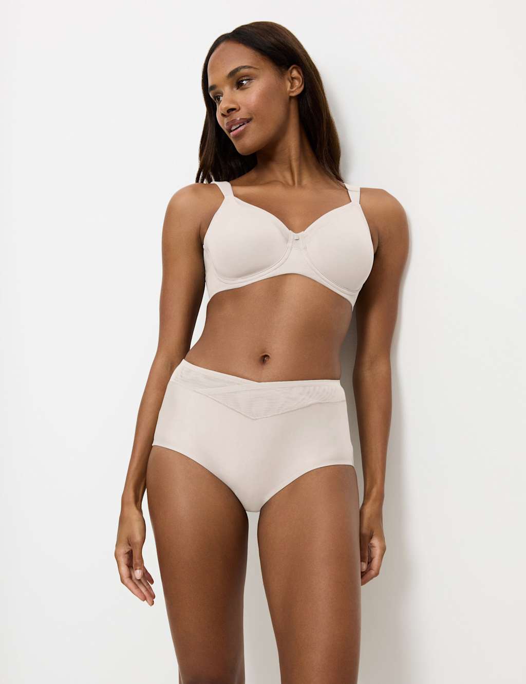 True Shape Sensation Wired Minimiser Bra (C-G) 3 of 5