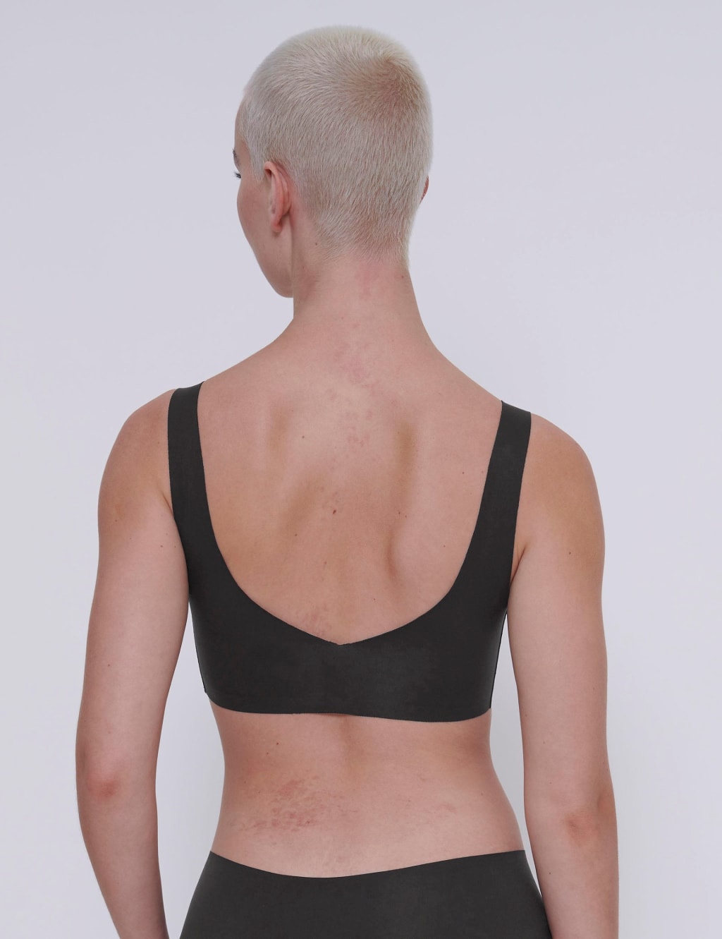 Zero Feel 2.0 Seamless Non Wired Bralette 4 of 5