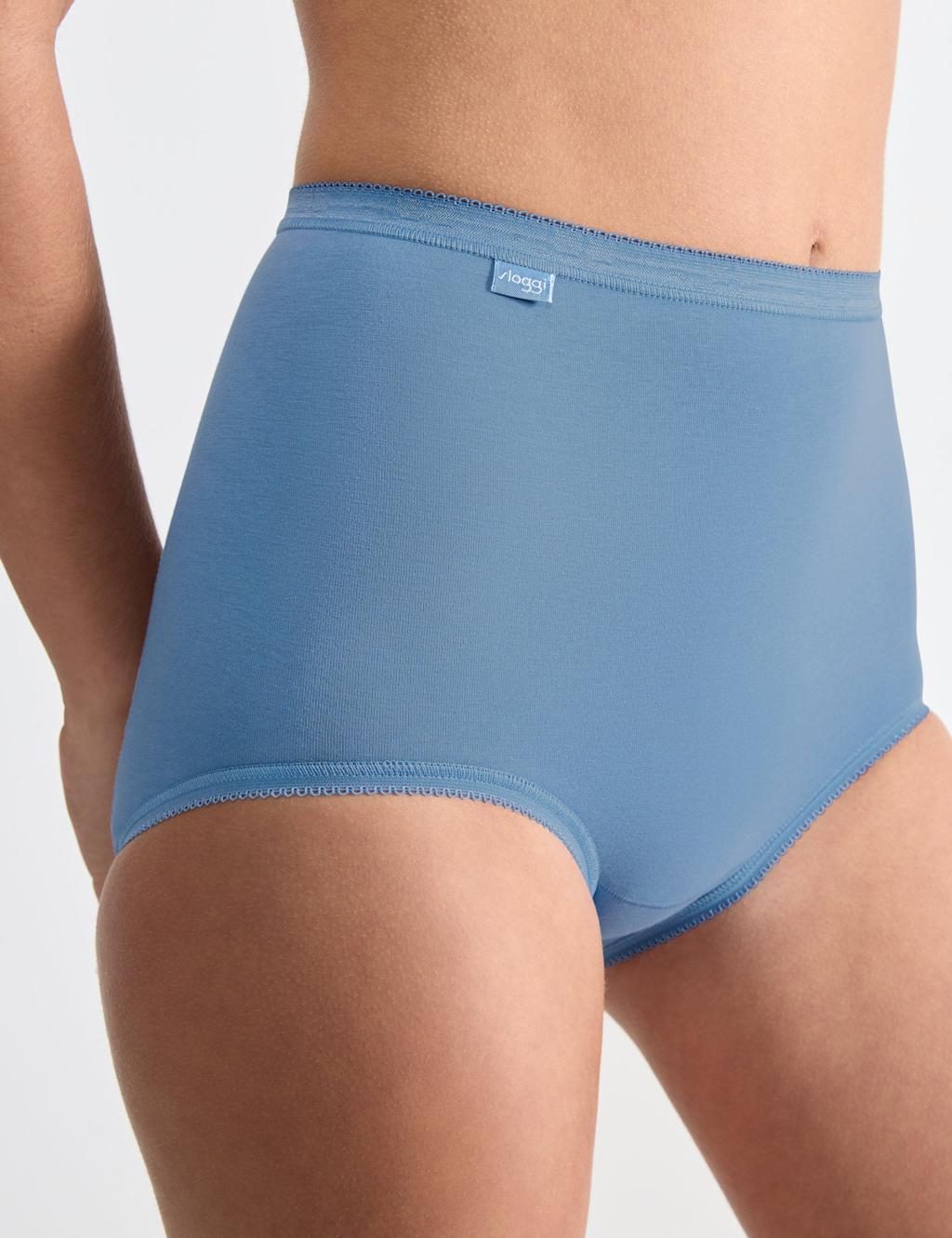 4pk Basic+ Cotton Rich Full Briefs 3 of 5