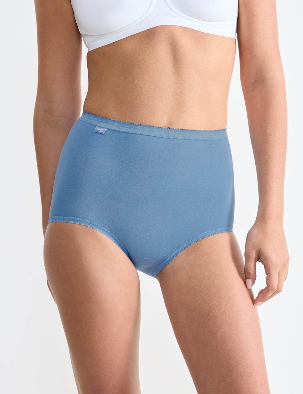 4pk Basic+ Cotton Rich Full Briefs 4 of 5