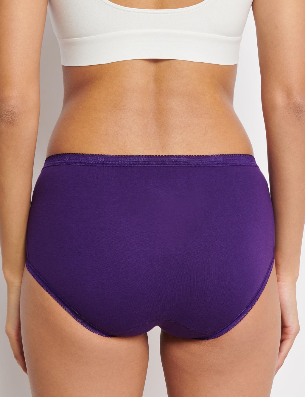 4pk Basic+ Midi Cotton Rich Knickers 4 of 6