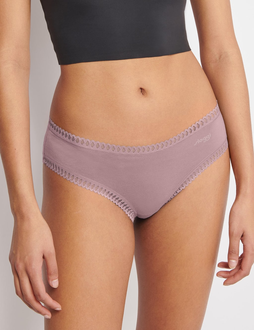 3pk Go Crush Cotton Rich Hipster Knickers 2 of 6