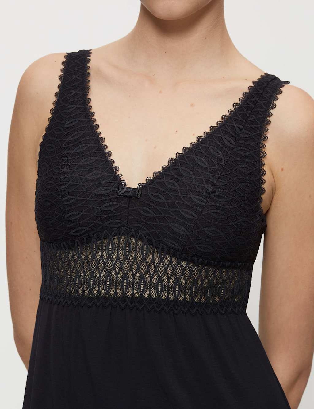Aura Spotlight Modal Rich Lace Chemise 4 of 4