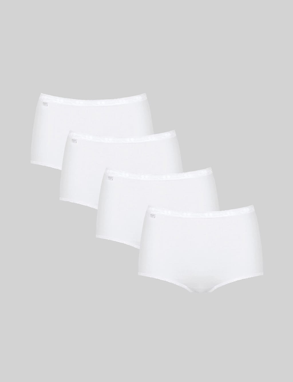 4pk Basic+ Maxi Cotton Rich Full Briefs 1 of 4