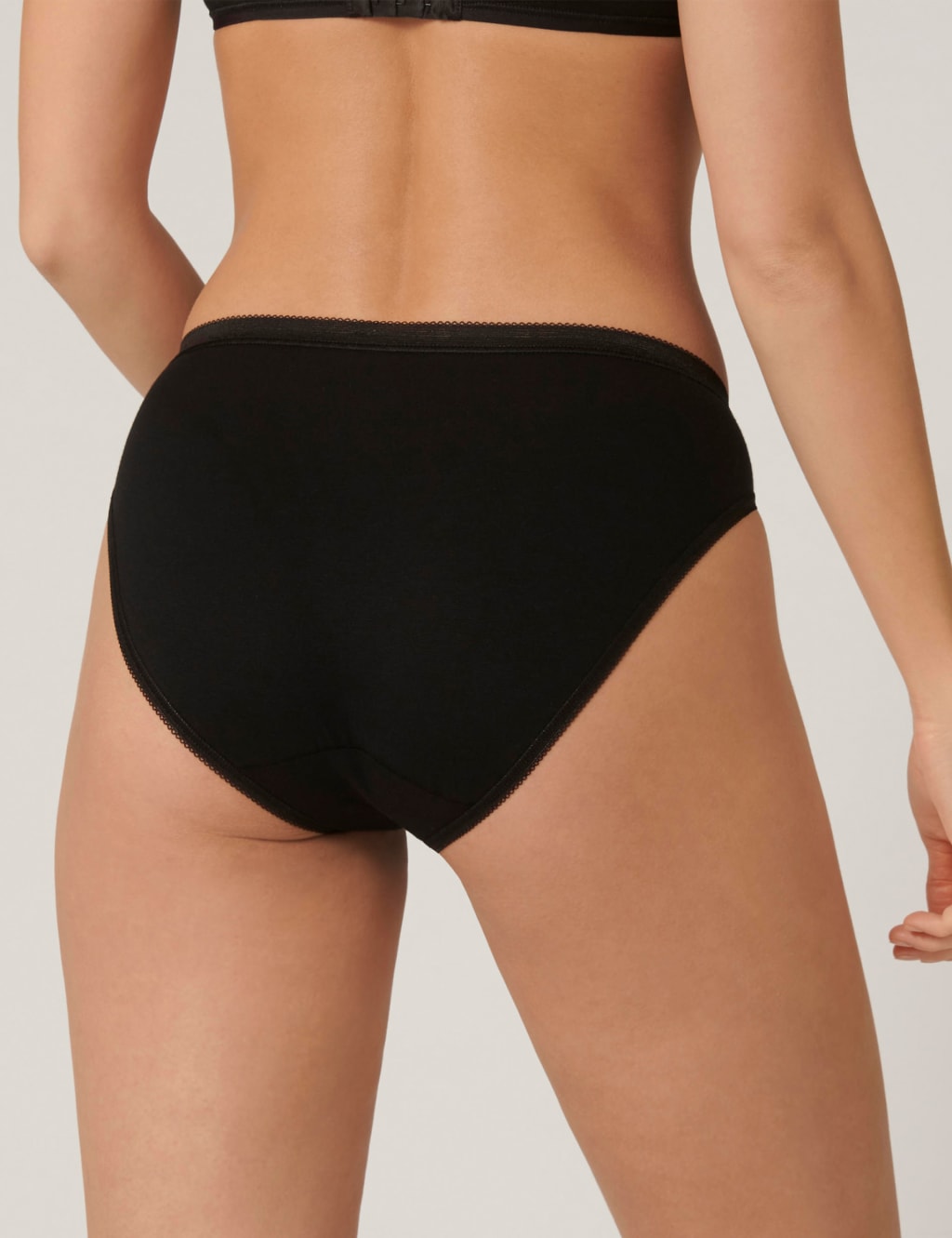 3pk Cotton Rich Tai Briefs 4 of 4