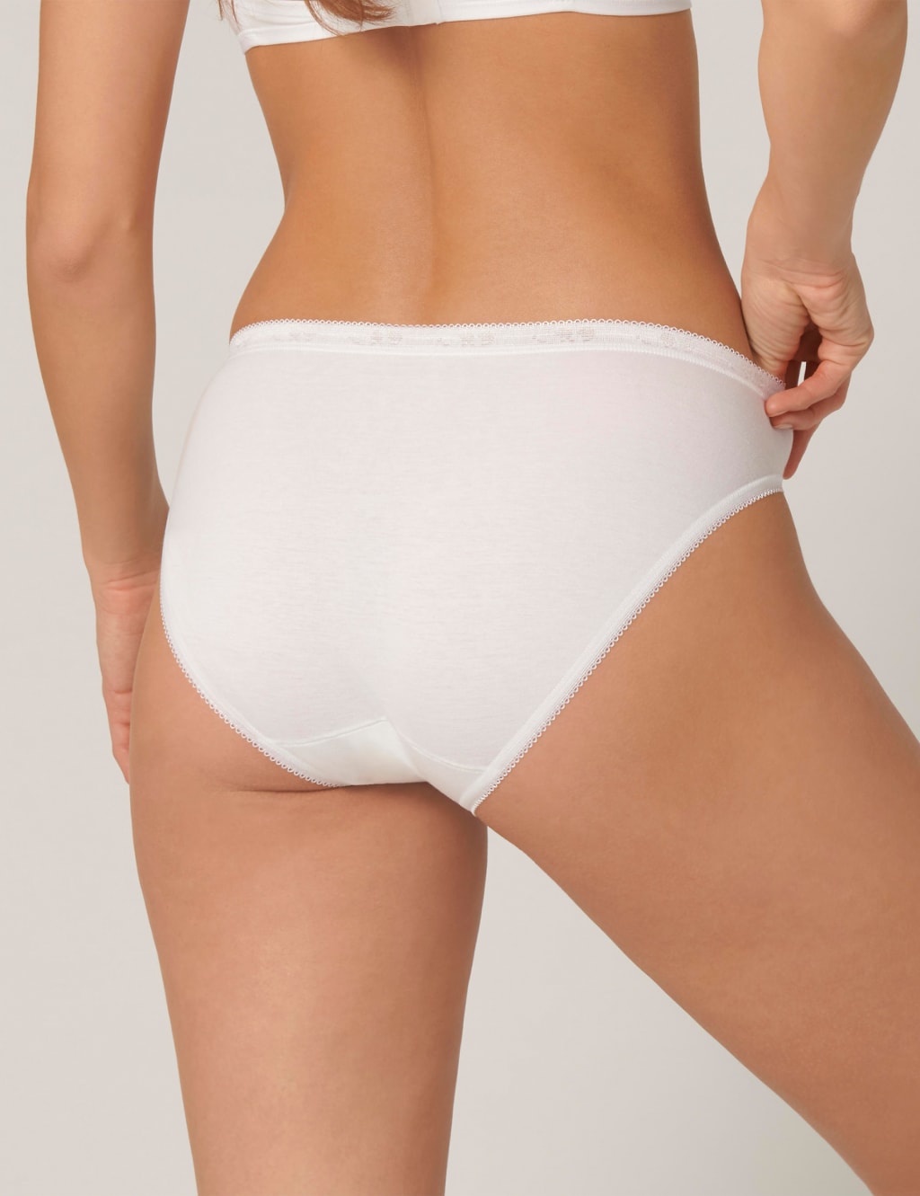 3pk Cotton Rich Tai Briefs 4 of 4