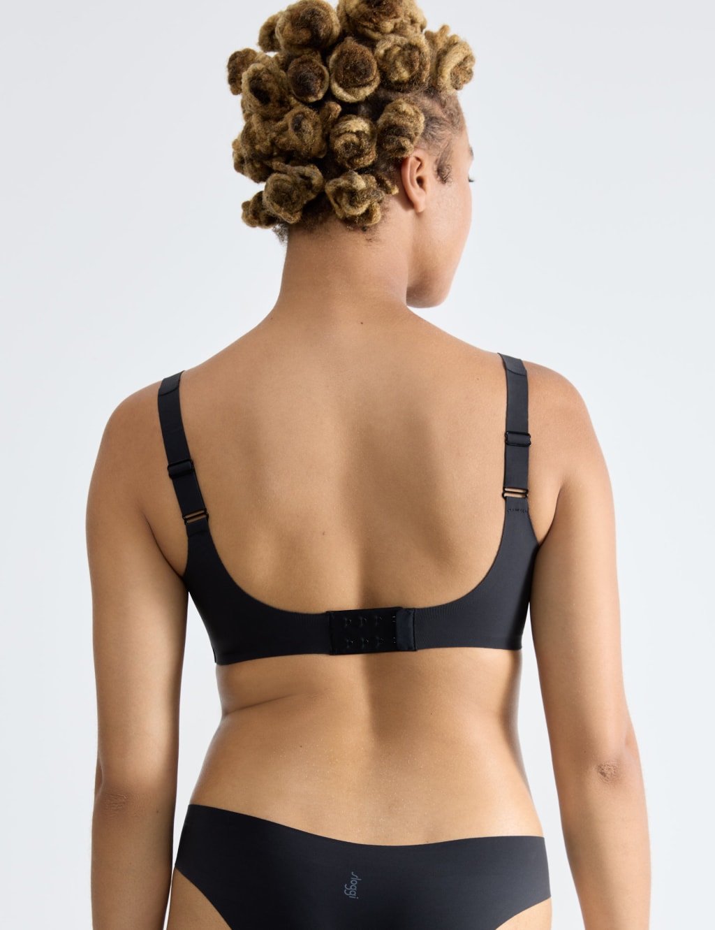 Zero Feel Soft Non Wired T-Shirt Bra (S-XL) 4 of 5