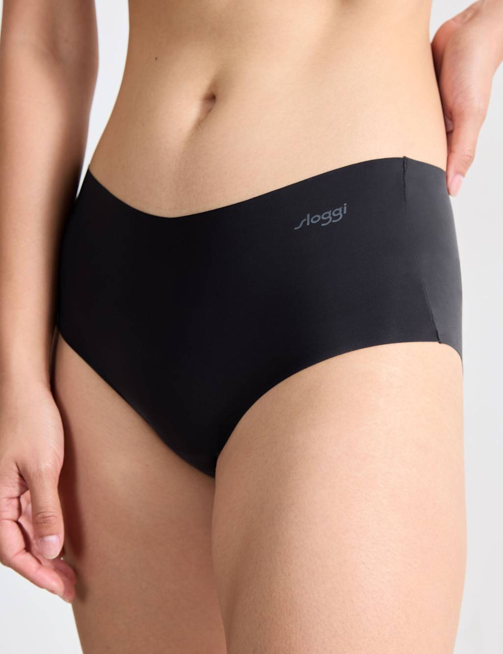 2pk Zero Feel Microfibre Knicker Shorts 2 of 7