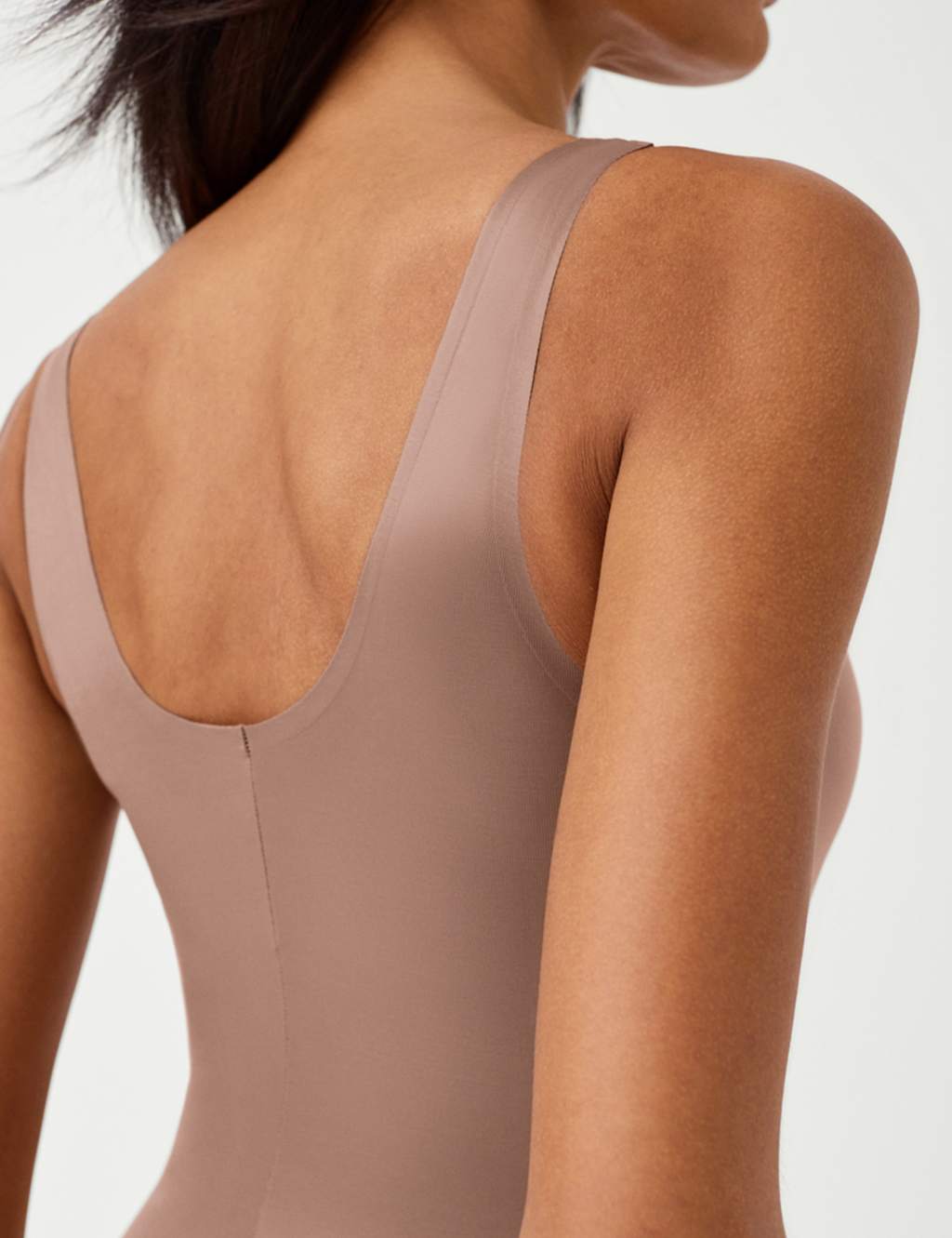 Thinstincts 2.0 Tank Panty Light Control Body 3 of 3