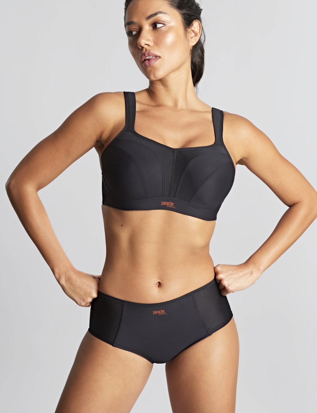 Power Wired Sports Bra C-J 6 of 7
