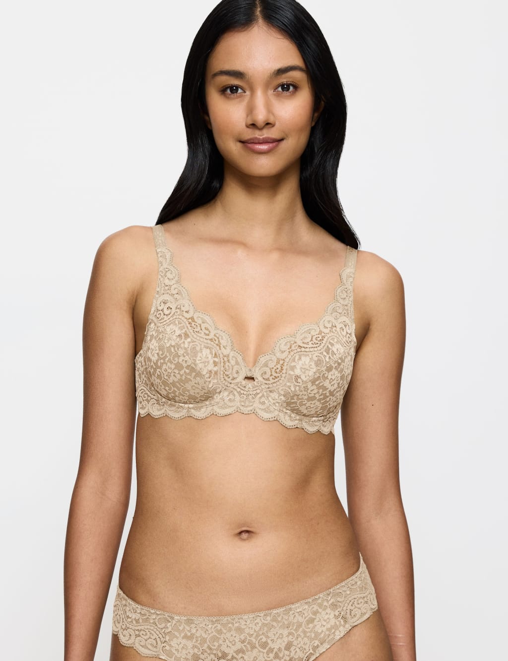 Amourette W Wired Bra (B-G) 3 of 5