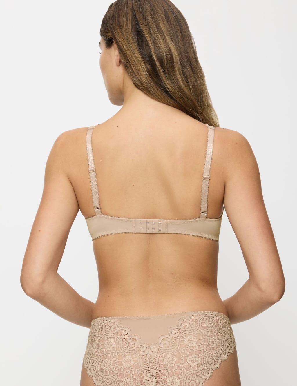 Amourette Lace Wired T-Shirt Bra A-E 4 of 5