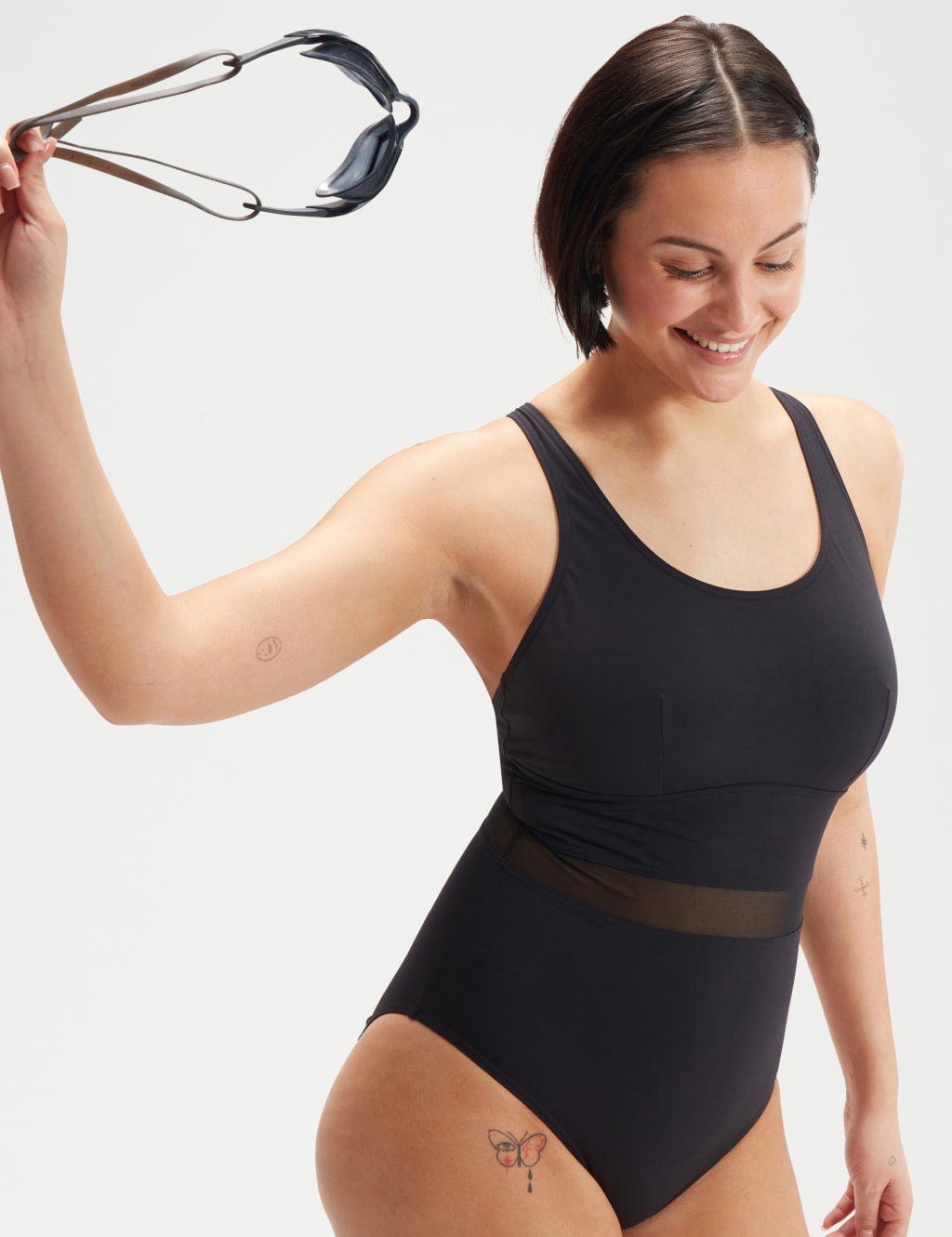 LuniaGlow Swimsuit 5 of 7