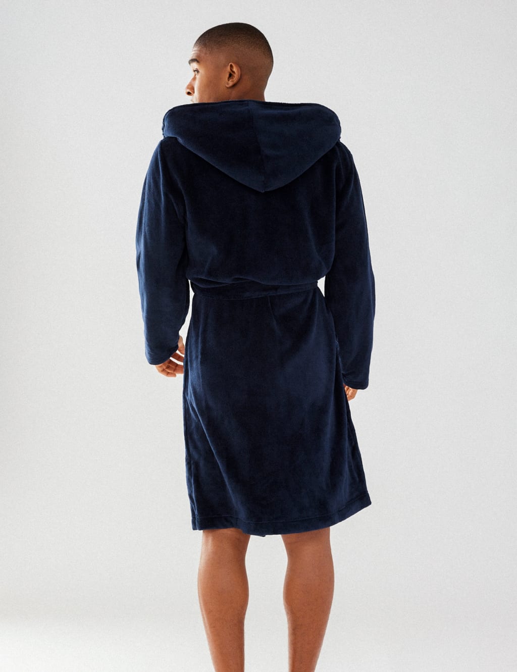 Cosy Hooded Dressing Gown 2 of 5