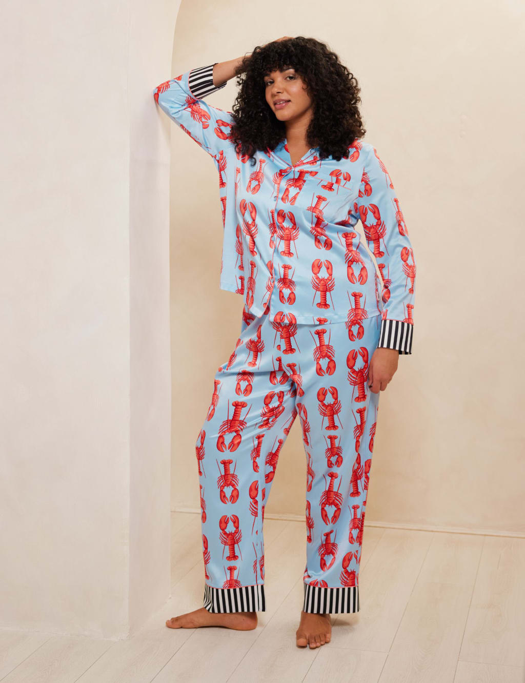 Satin Lobster Print Pyjama Set 6 of 9